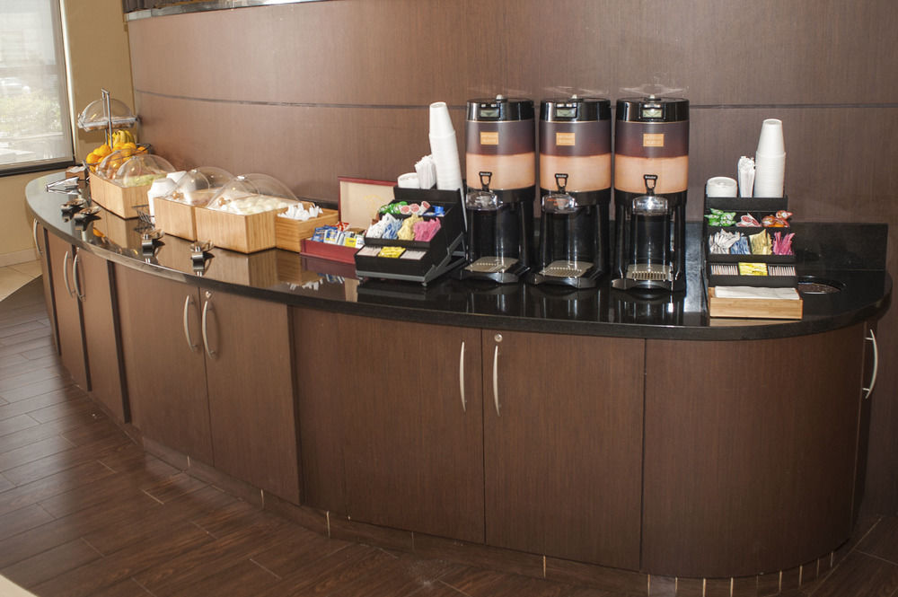 Springhill Suites Chesapeake Greenbrier Εξωτερικό φωτογραφία