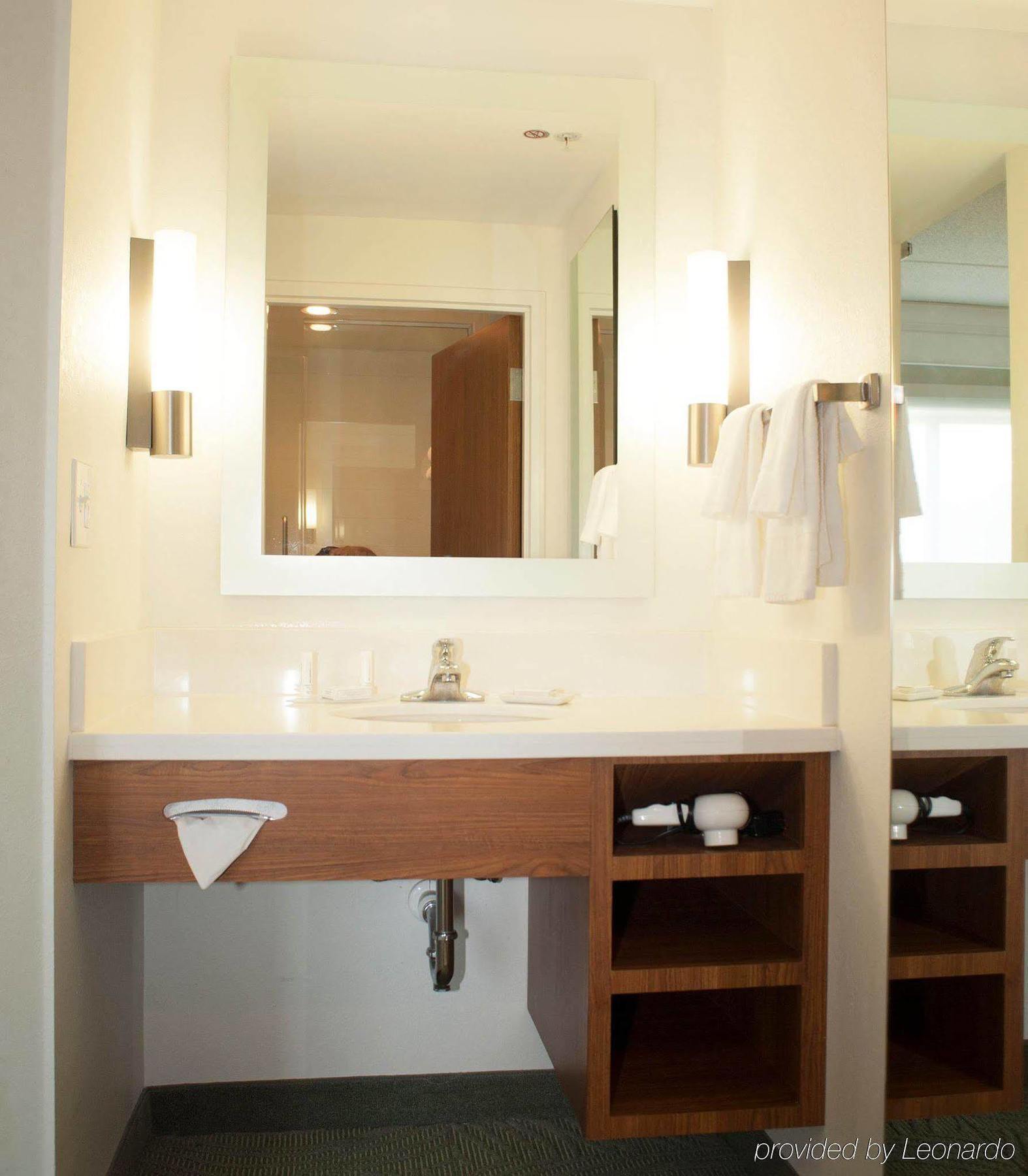 Springhill Suites Chesapeake Greenbrier Εξωτερικό φωτογραφία