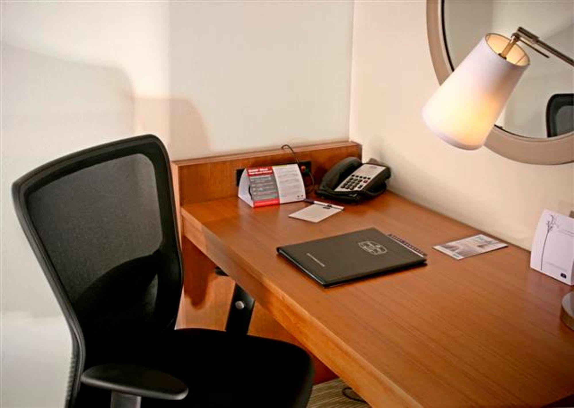 Springhill Suites Chesapeake Greenbrier Εξωτερικό φωτογραφία